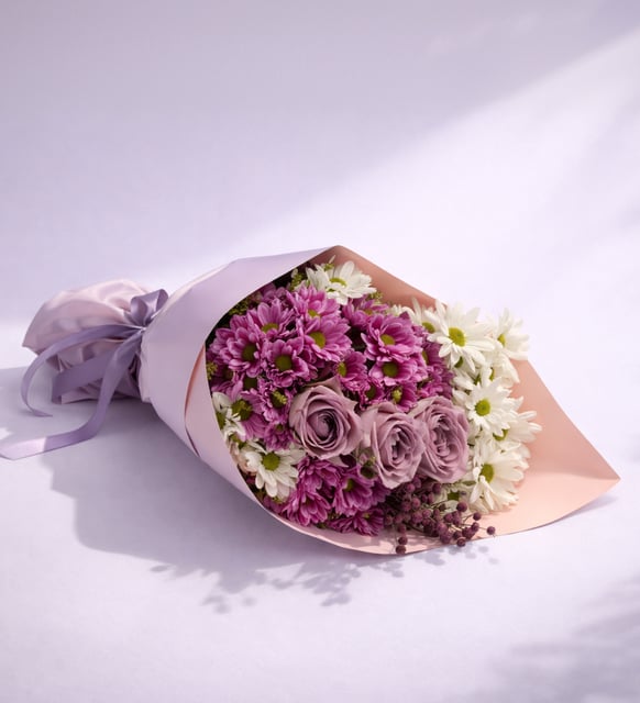 Lila Bukette 3 Lila Gül ve Pembe Beyaz Papatyalar
