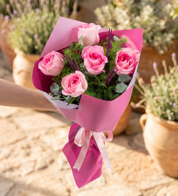 Lila Pembe Bukette Pembe Güller