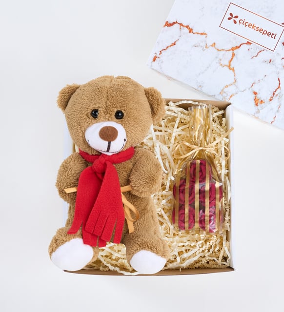 Peluş Ayıcıklı ve Gül Kekli Hediye Kutusu